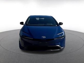 Used 2025 Toyota Prius LE video 2