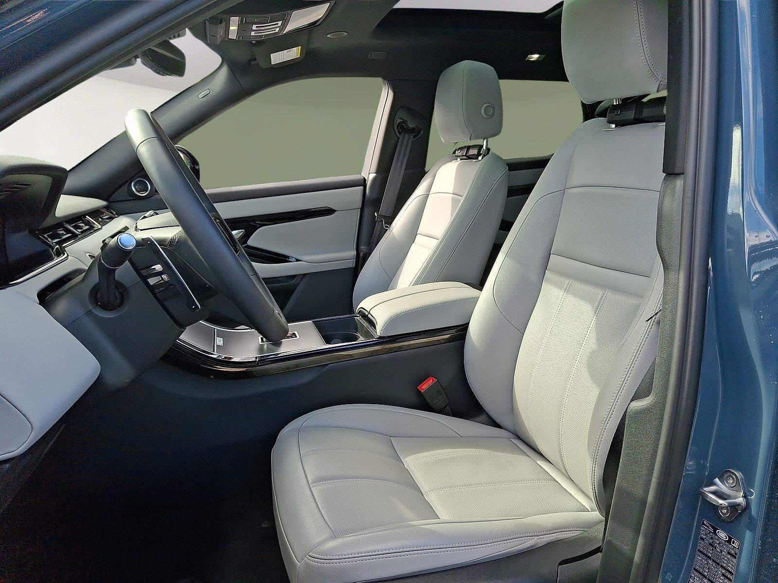 Certified 2026 Land Rover Range Rover Evoque S AWD/4WD image 9