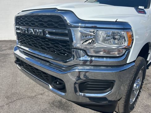 Used 2024 RAM 3500 Tradesman w/ Chrome Appearance Group image 10