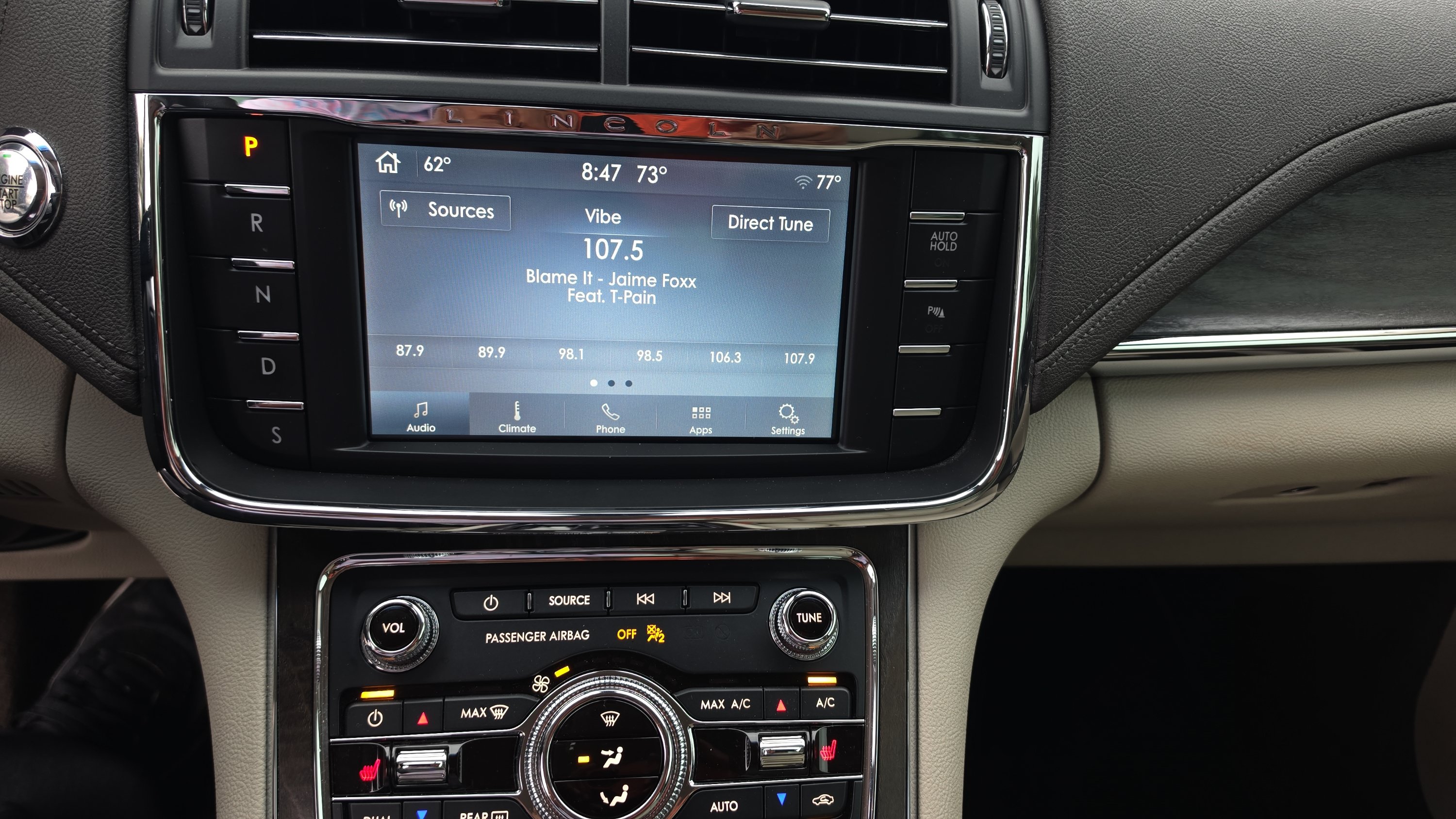 Used 2020 Lincoln Continental FWD image 16