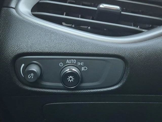 Used 2023 Chevrolet Malibu LS FWD image 17