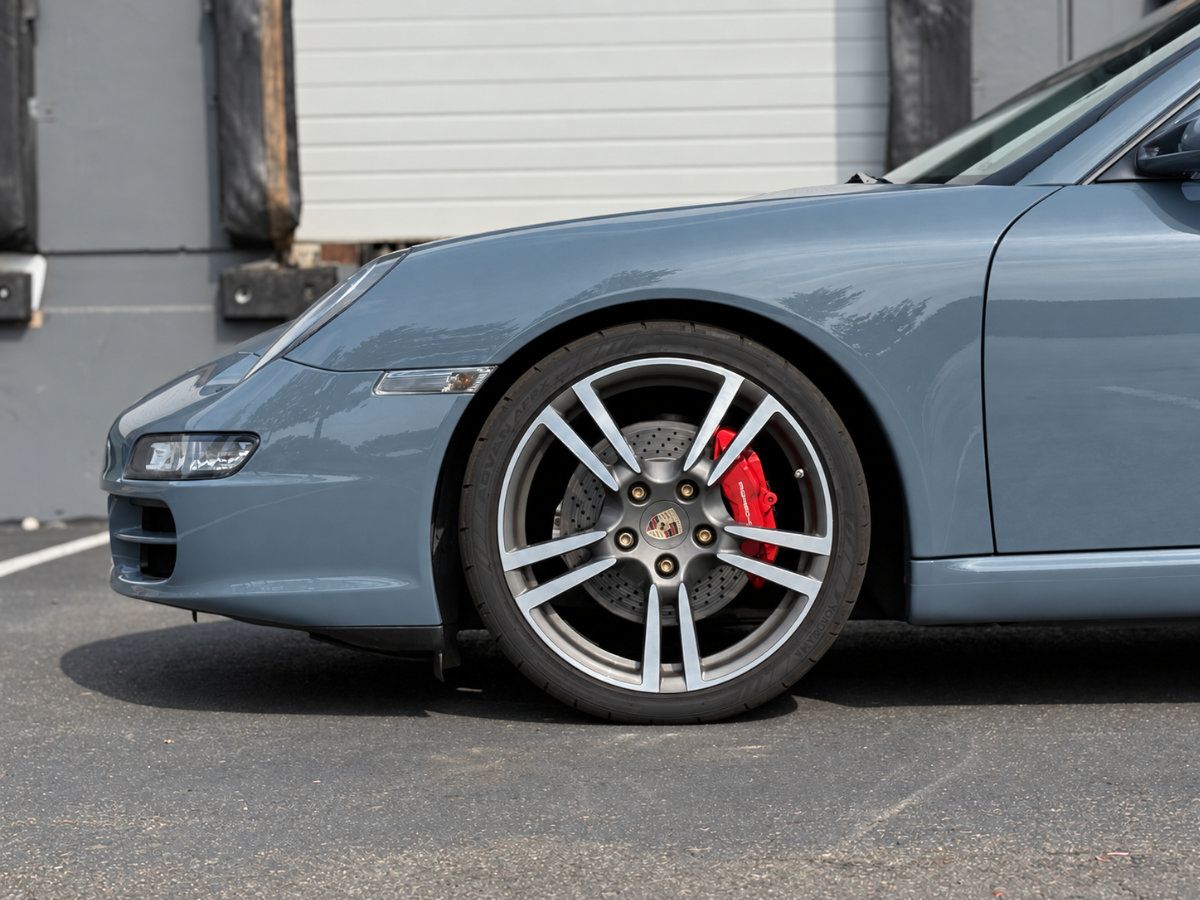 Used 2006 Porsche 911 Carrera S RWD image 5
