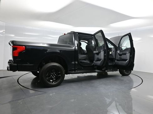 Used 2025 Ford F150 Lightning XLT image 5