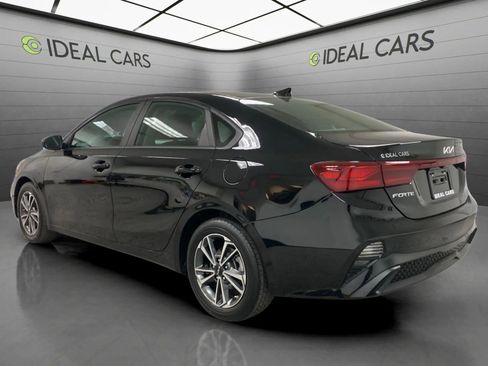 Used 2023 Kia Forte LXS FWD image 7