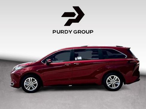 New 2026 Toyota Sienna Limited FWD image 5