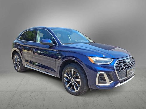Certified 2023 Audi Q5 2.0T Premium Plus w/ Premium Plus Package AWD/4WD image 2
