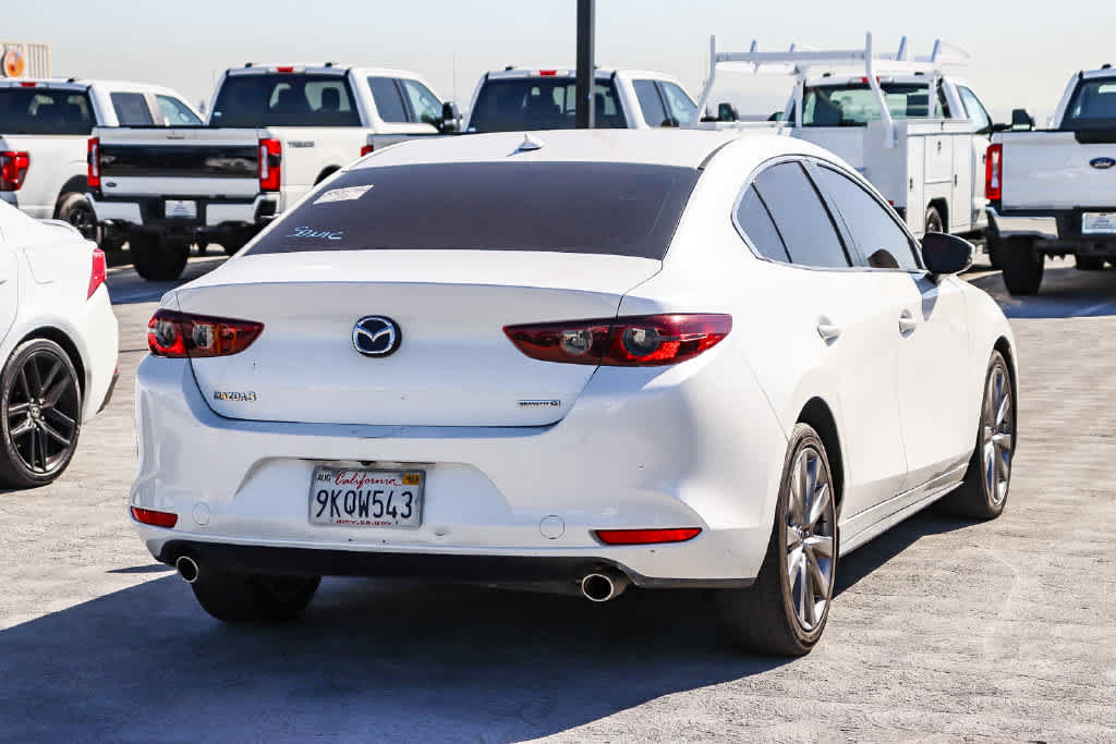 Used 2019 MAZDA MAZDA3 Sedan w/ Preferred Package FWD image 4