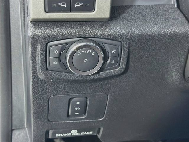 Used 2019 Ford F250 Lariat w/ Lariat Value Package AWD/4WD image 12