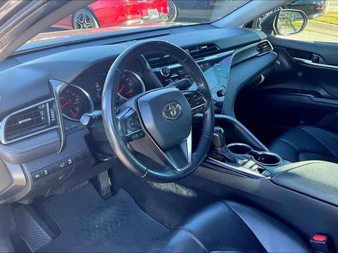 Used 2020 Toyota Camry XSE image 14
