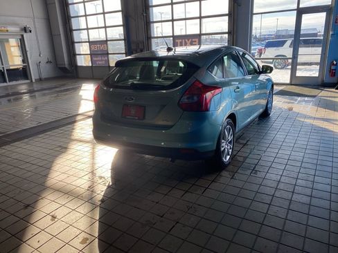 Used 2012 Ford Focus SEL w/ SEL/Titanium Winter Pkg image 17