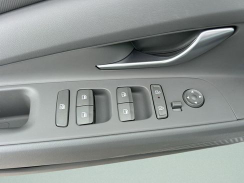 New 2026 Hyundai Elantra Sport FWD image 26