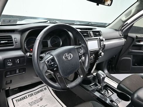 Used 2018 Toyota 4Runner TRD Off-Road image 14