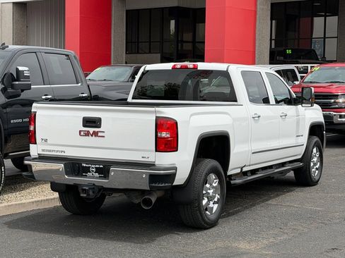Used 2019 GMC Sierra 2500 SLT w/ Duramax Plus Package AWD/4WD image 51