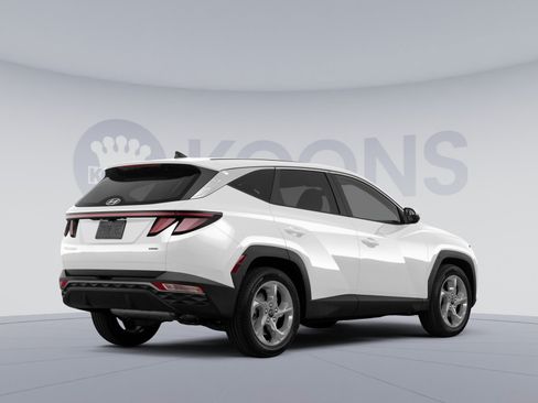 Used 2023 Hyundai Tucson SE AWD/4WD image 4