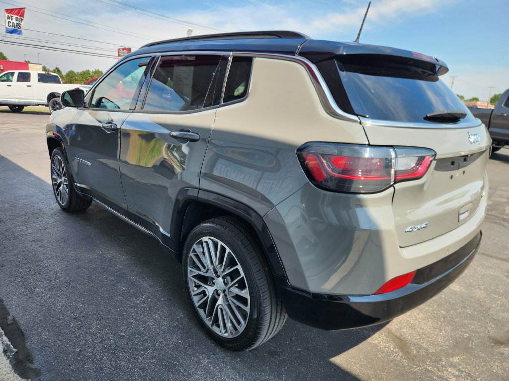 Used 2023 Jeep Compass Limited w/ Elite Group AWD/4WD image 5