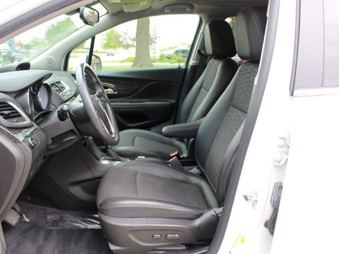Used 2016 Buick Encore Convenience FWD image 13