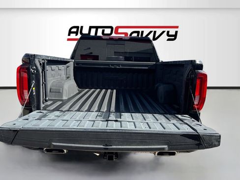 Used 2025 GMC Sierra 1500 AT4 w/ AT4 Premium Package image 28