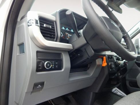 New 2025 Ford F250 XL image 14