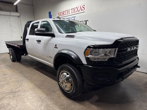 Used 2022 RAM 5500 Tradesman w/ Safety Group AWD/4WD image 2