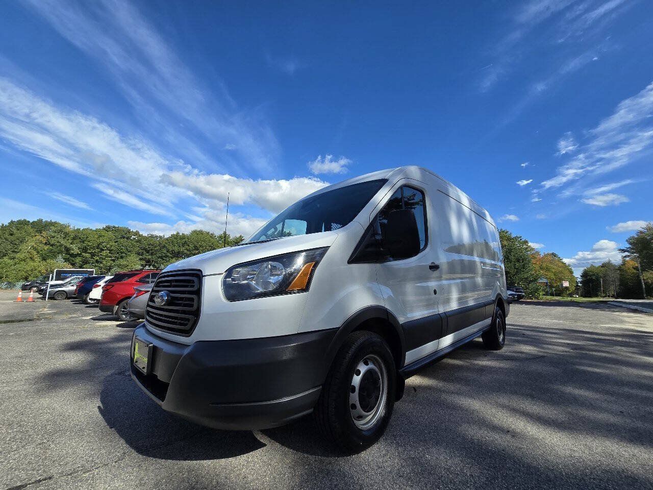 Used 2018 Ford Transit 250 148 Medium Roof RWD image 9