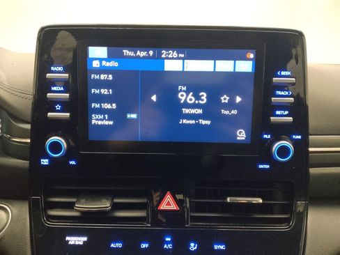 Used 2022 Hyundai Ioniq SE FWD image 25