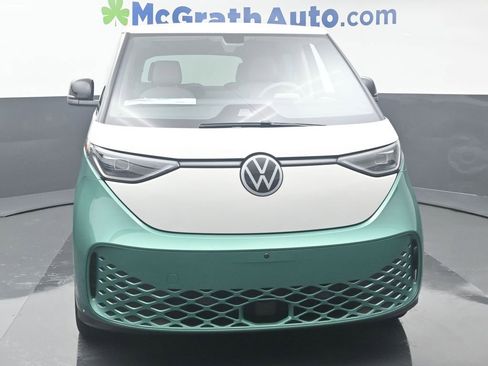 New 2025 Volkswagen ID. Buzz 1st Edition image 3