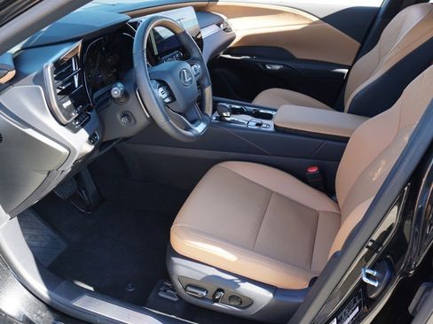 Certified 2025 Lexus RX 350 Premium image 13