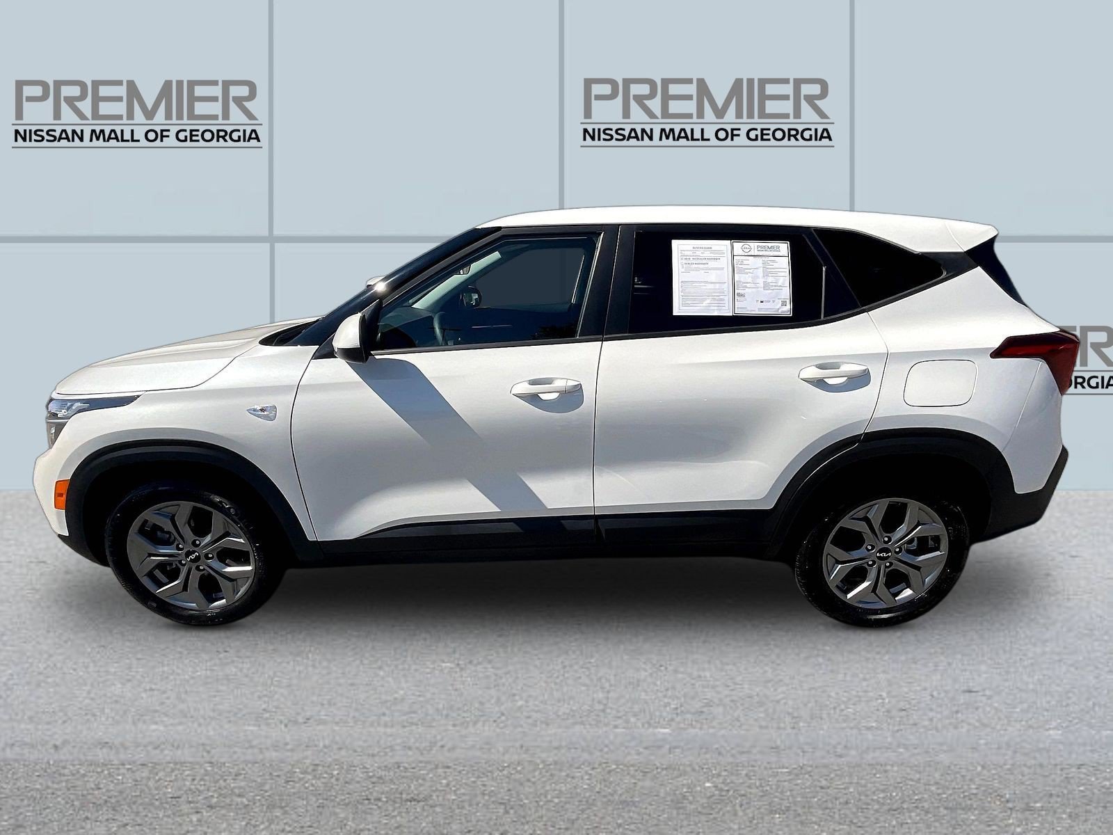 Used 2024 Kia Seltos LX AWD/4WD image 4