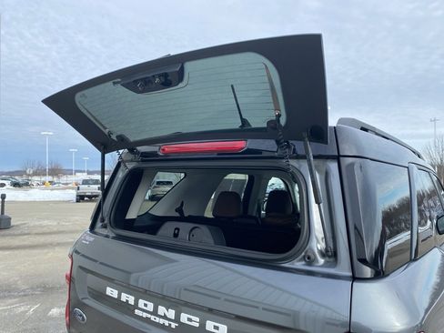 Used 2024 Ford Bronco Sport Outer Banks w/ Tech Package image 17