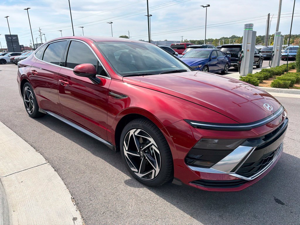 New 2026 Hyundai Sonata SEL FWD image 17