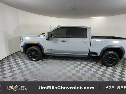 Used 2024 GMC Sierra 2500 AT4 w/ AT4 Premium Plus Package image 6