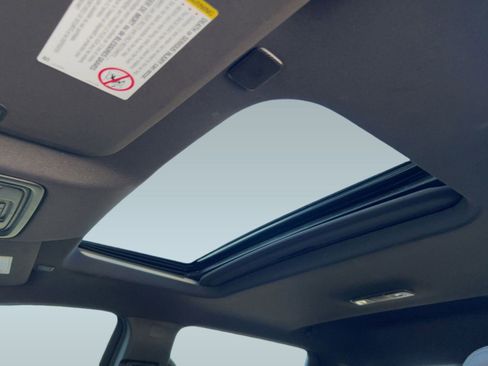 Used 2023 Chevrolet Silverado 3500 High Country image 15