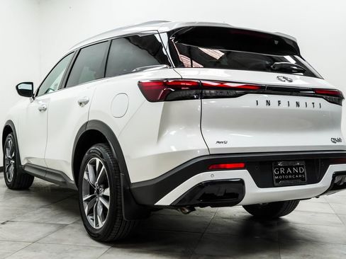 Used 2025 INFINITI QX60 Luxe AWD/4WD image 11