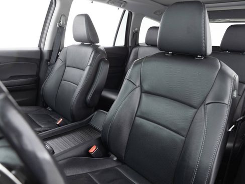 Used 2018 Honda Pilot Elite image 22