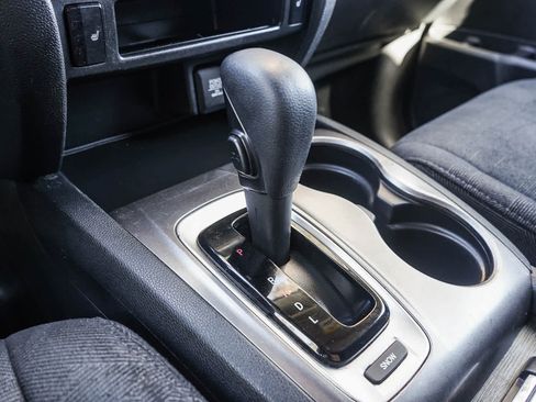 Used 2020 Honda Pilot EX image 24