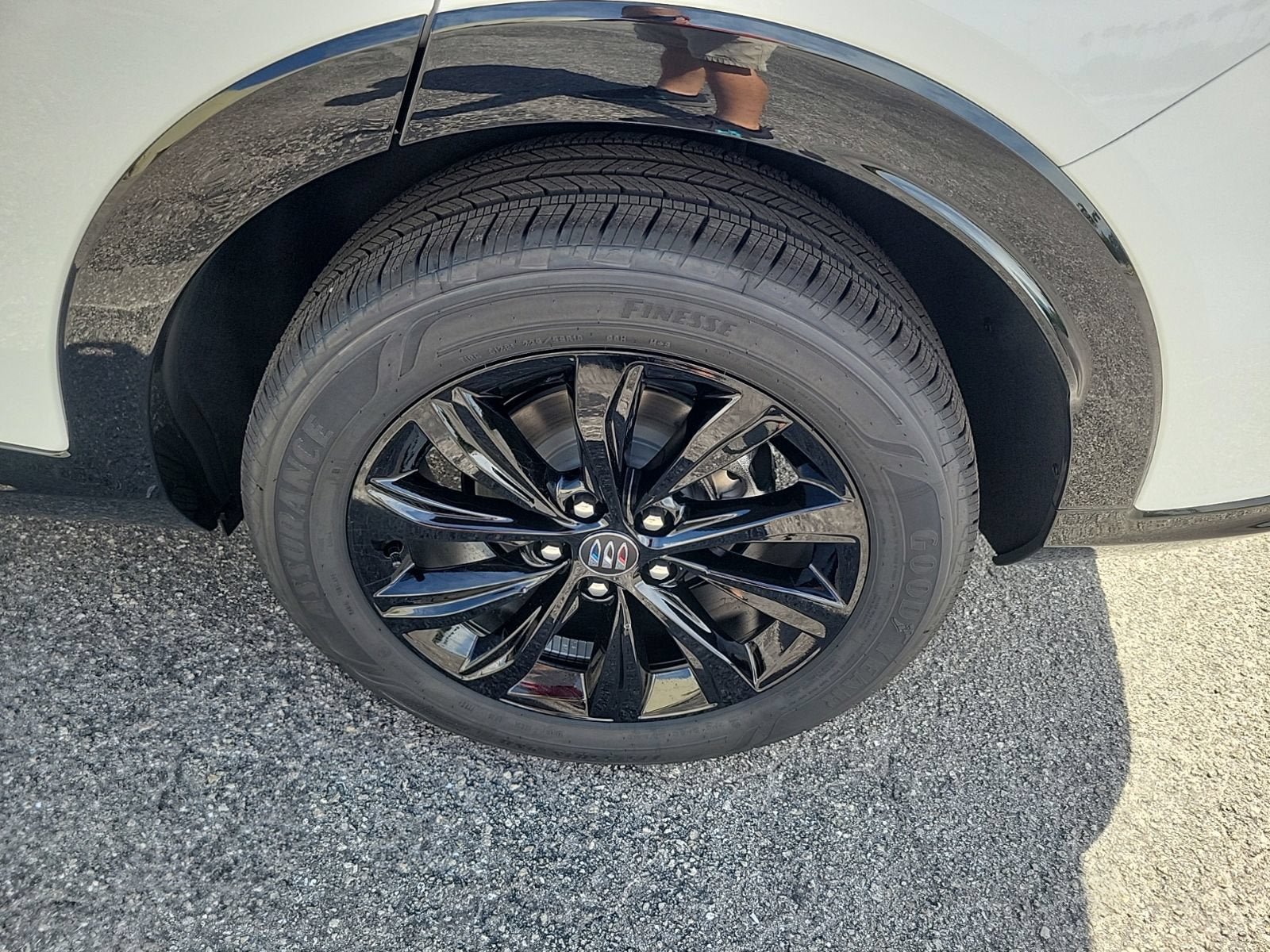 New 2026 Buick Envista Sport Touring w/ Convenience I Package FWD image 8