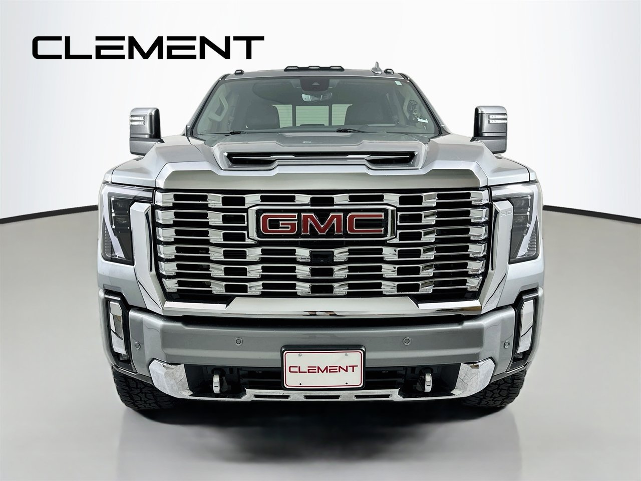 Used 2024 GMC Sierra 3500 Denali w/ Denali Reserve Package AWD/4WD image 3