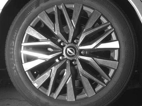Used 2025 Nissan Altima 2.5 SV FWD image 18