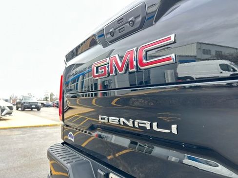 New 2026 GMC Sierra 1500 Denali w/ Denali Reserve Package AWD/4WD image 11