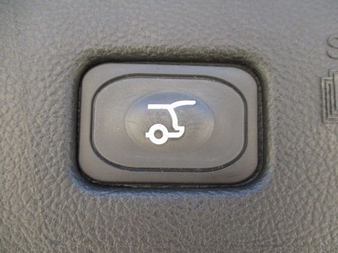 Used 2024 Ford Edge Titanium AWD/4WD image 20