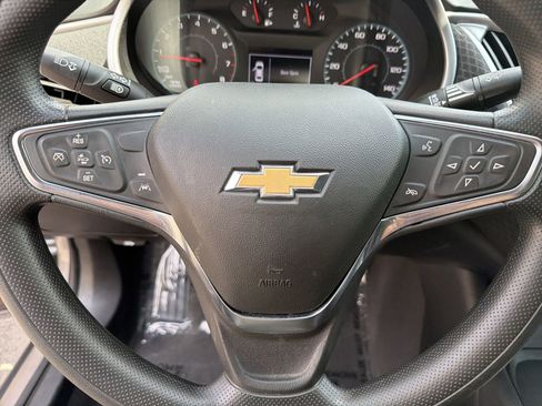 Used 2024 Chevrolet Malibu LT image 13