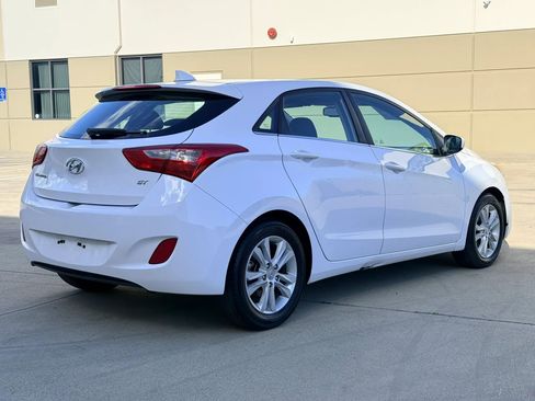 Used 2013 Hyundai Elantra GT FWD image 5