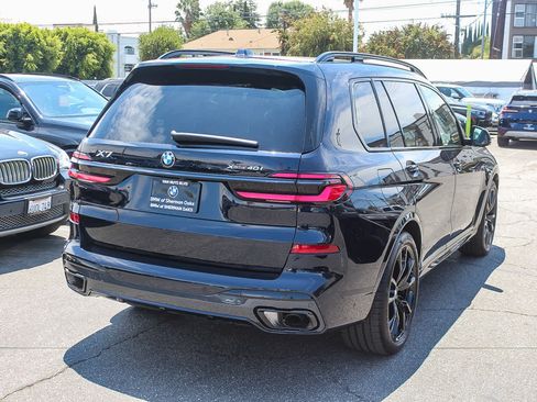 Used 2026 BMW X7 xDrive40i w/ M Sport Package AWD/4WD image 4