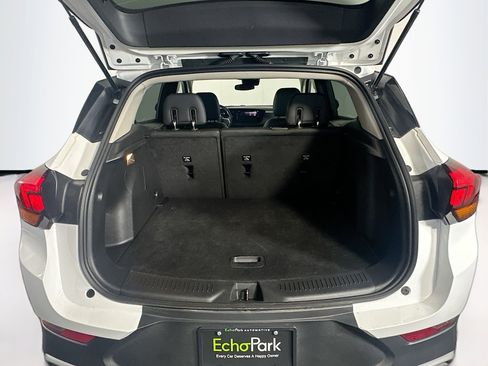 Used 2025 Buick Encore GX Preferred FWD image 30