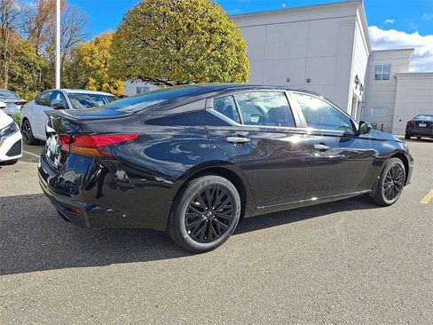 New 2025 Nissan Altima 2.5 SV w/ SV Special Edition Package image 5