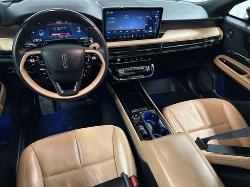 Used 2023 Lincoln Corsair Reserve w/ Equipment Group 202A image 13