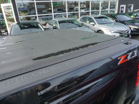 Used 2019 Chevrolet Silverado 1500 LT w/ All Star Edition image 9