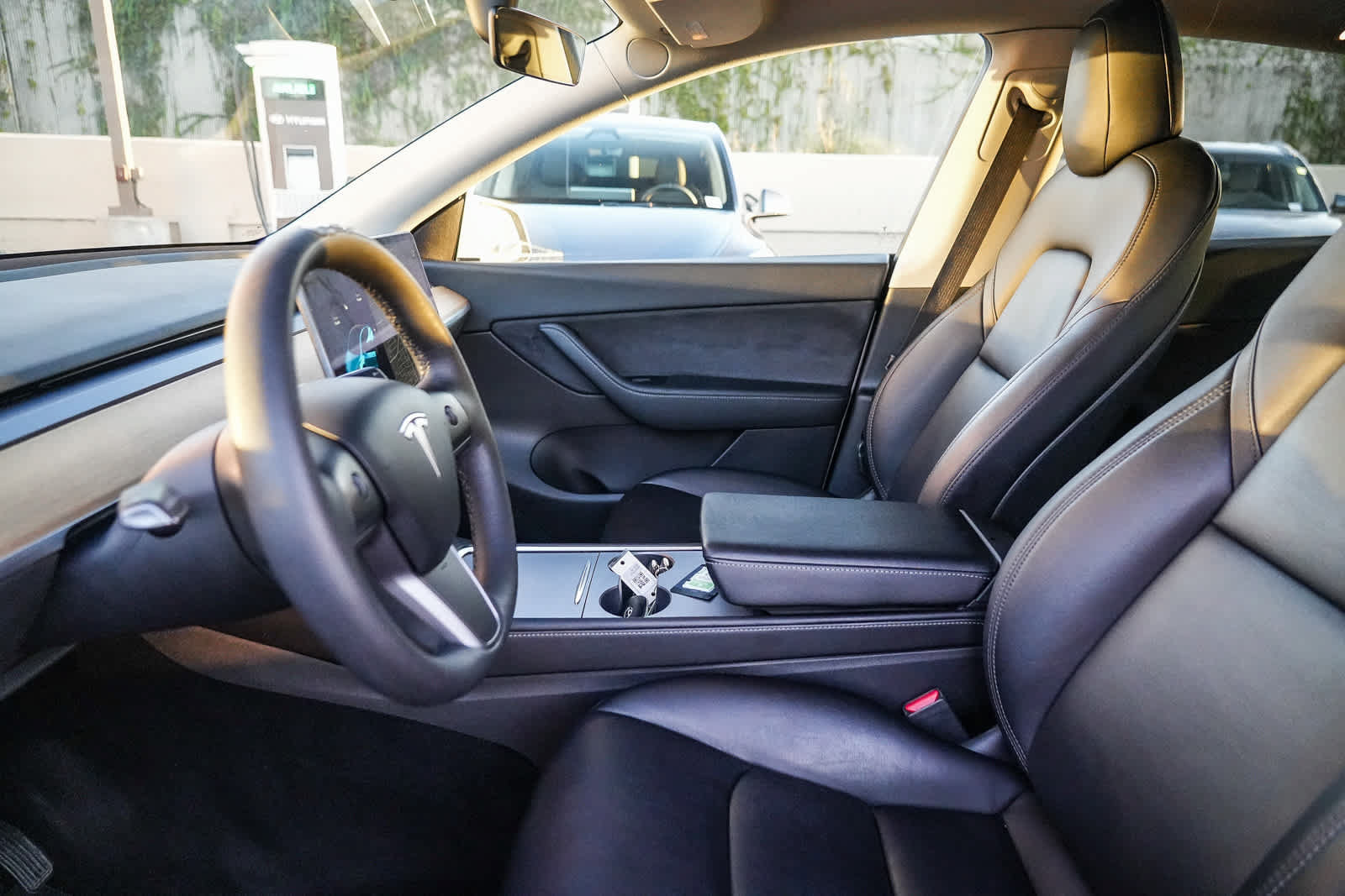 Used 2022 Tesla Model Y Long Range AWD/4WD image 15