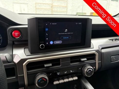 Used 2024 Toyota Tacoma TRD Off-Road image 10