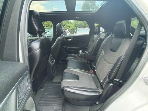 Used 2023 Ford Edge ST w/ Equipment Group 401A AWD/4WD image 22